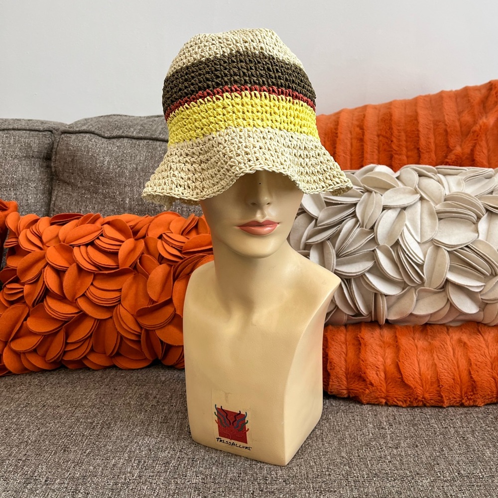 ❣️🆕Old Navy Vintage Stripe Packable Bucket Hat❣️
